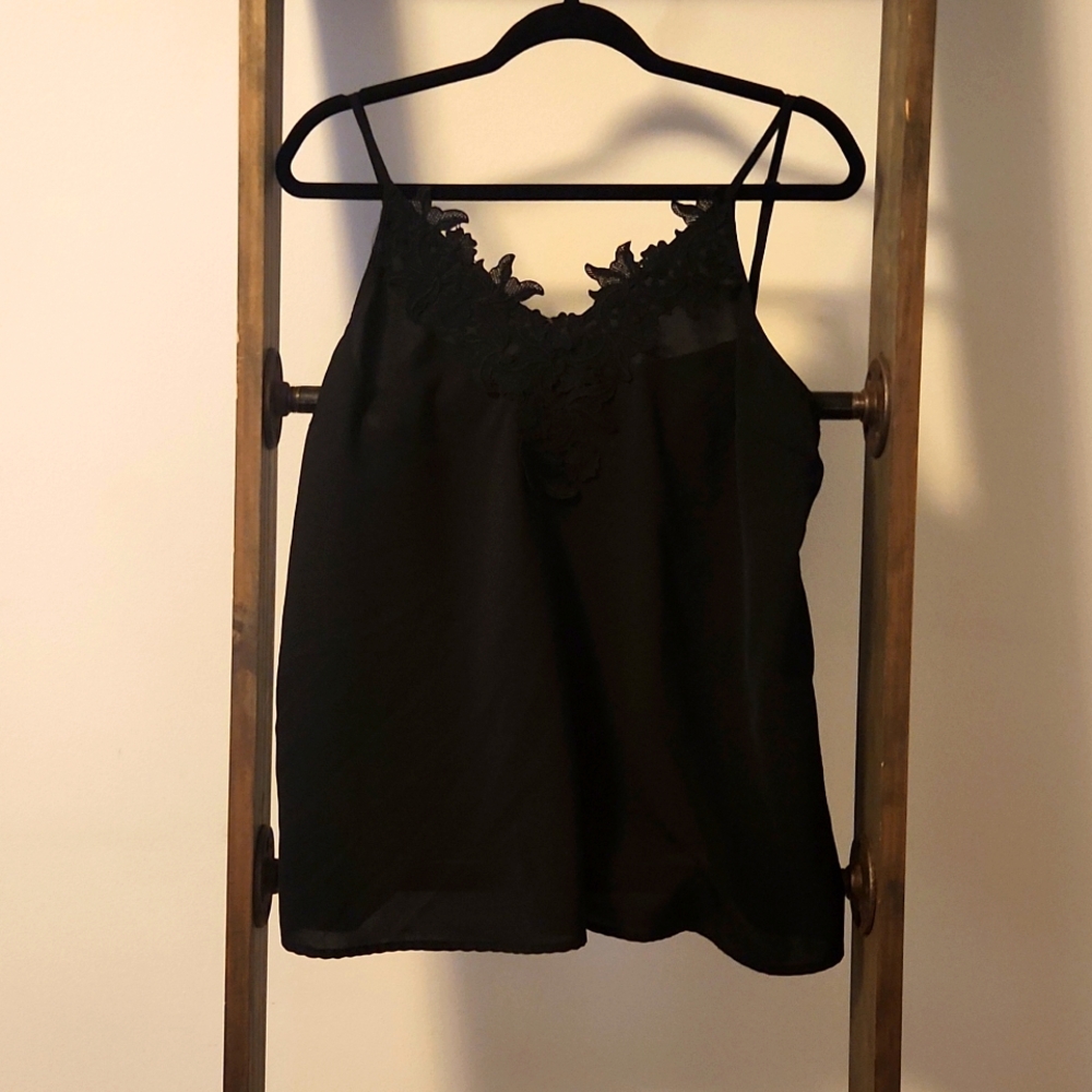 Adjustable floral neck tank top